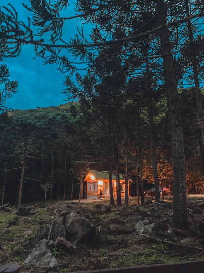 Chales Estancia Cachoeira Do Avencal Урубиси Екстериор снимка